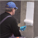 Applying webercote EC anti-carbonation coating Applying webercote EC anti-carbonation coating