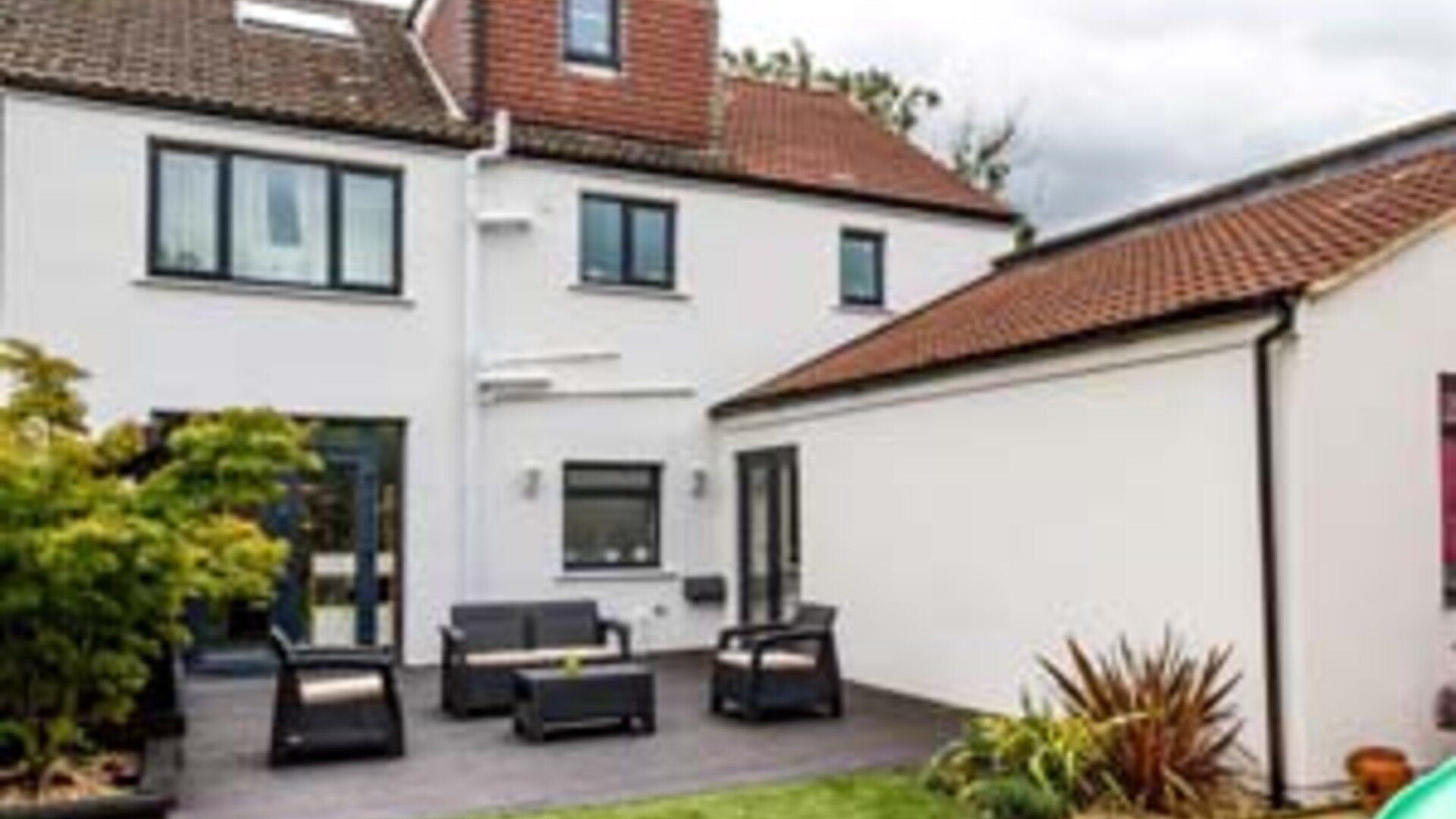 Bristol family home with EWI system from Weber Bristol family home with EWI system from Weber