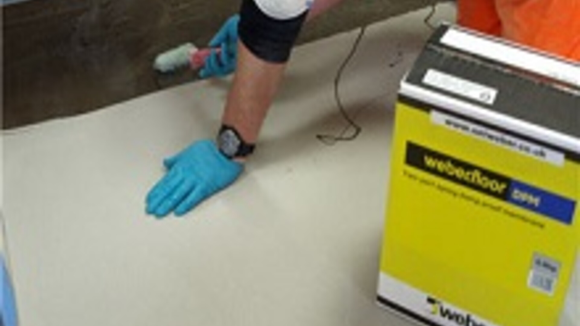 Application of weberfloor DPM Application of weberfloor DPM