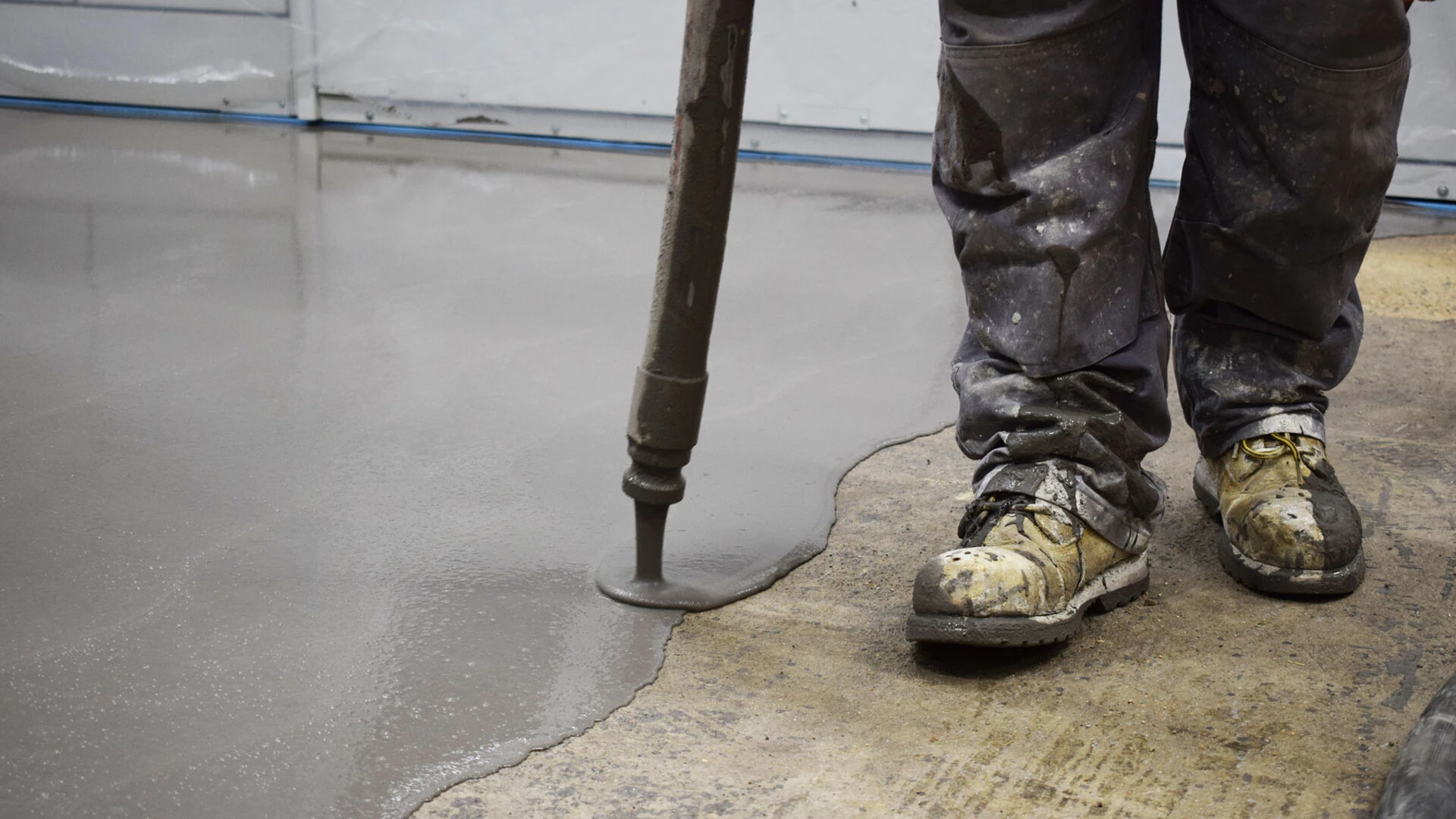 Pumping Weber floor screeds