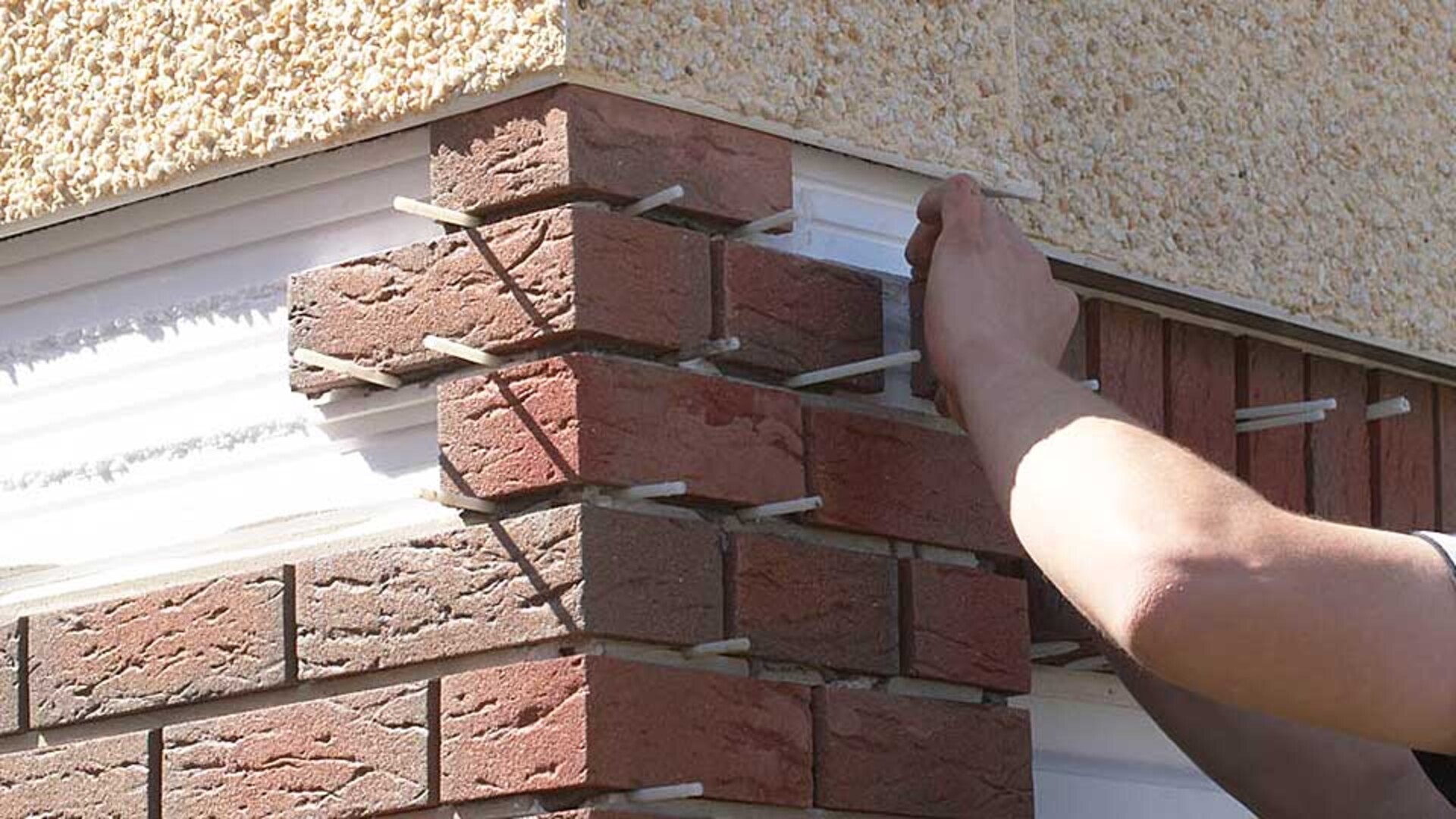 What are brick slips? er UK