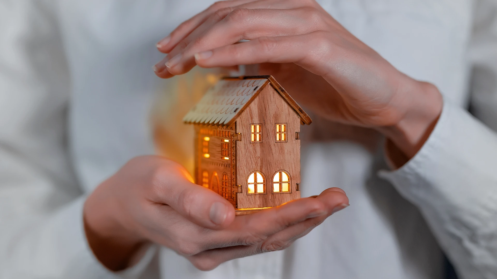 5 ways to curb your energy waste at home