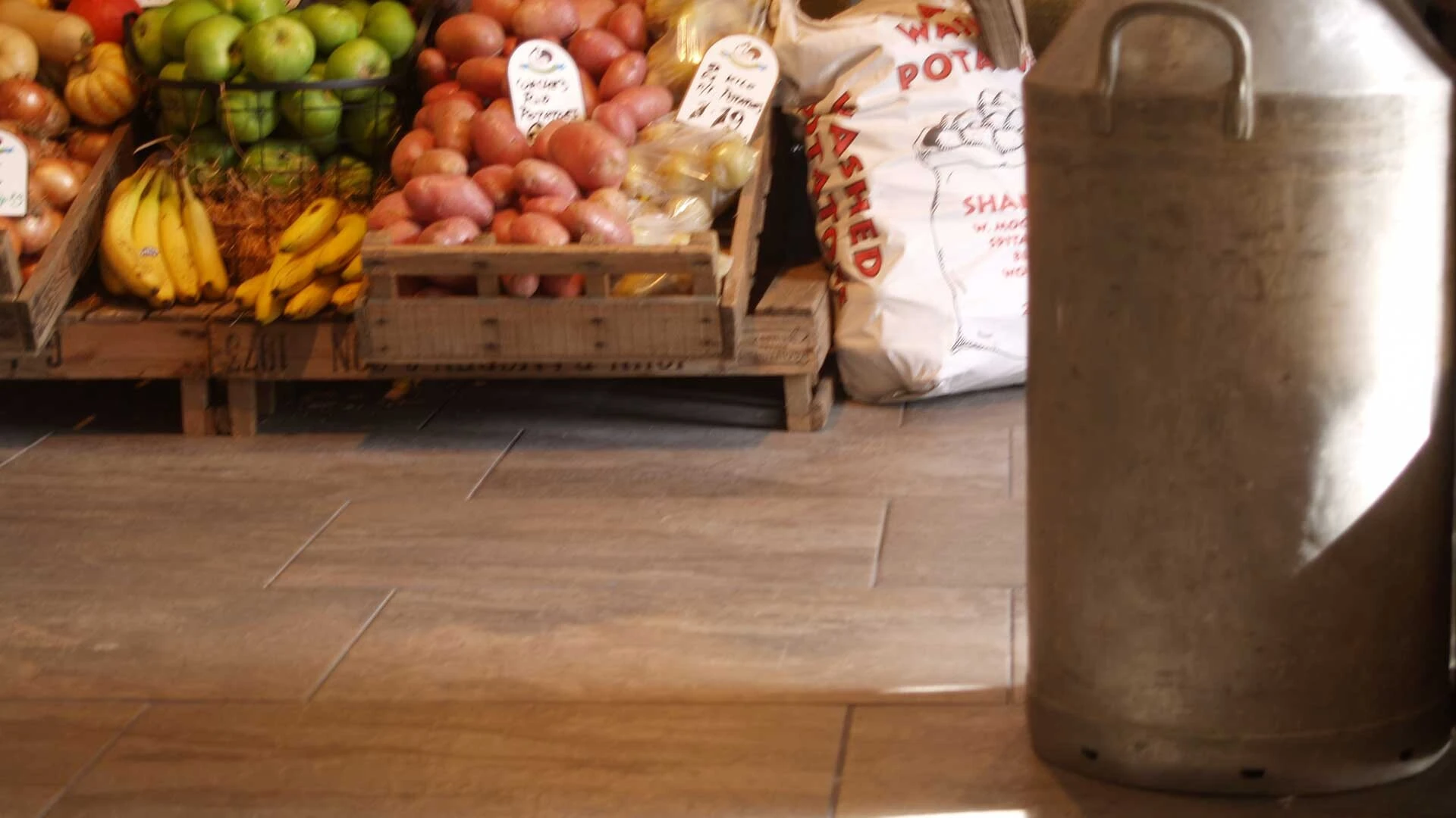 Roaming Roosters Bistro and Farmshop