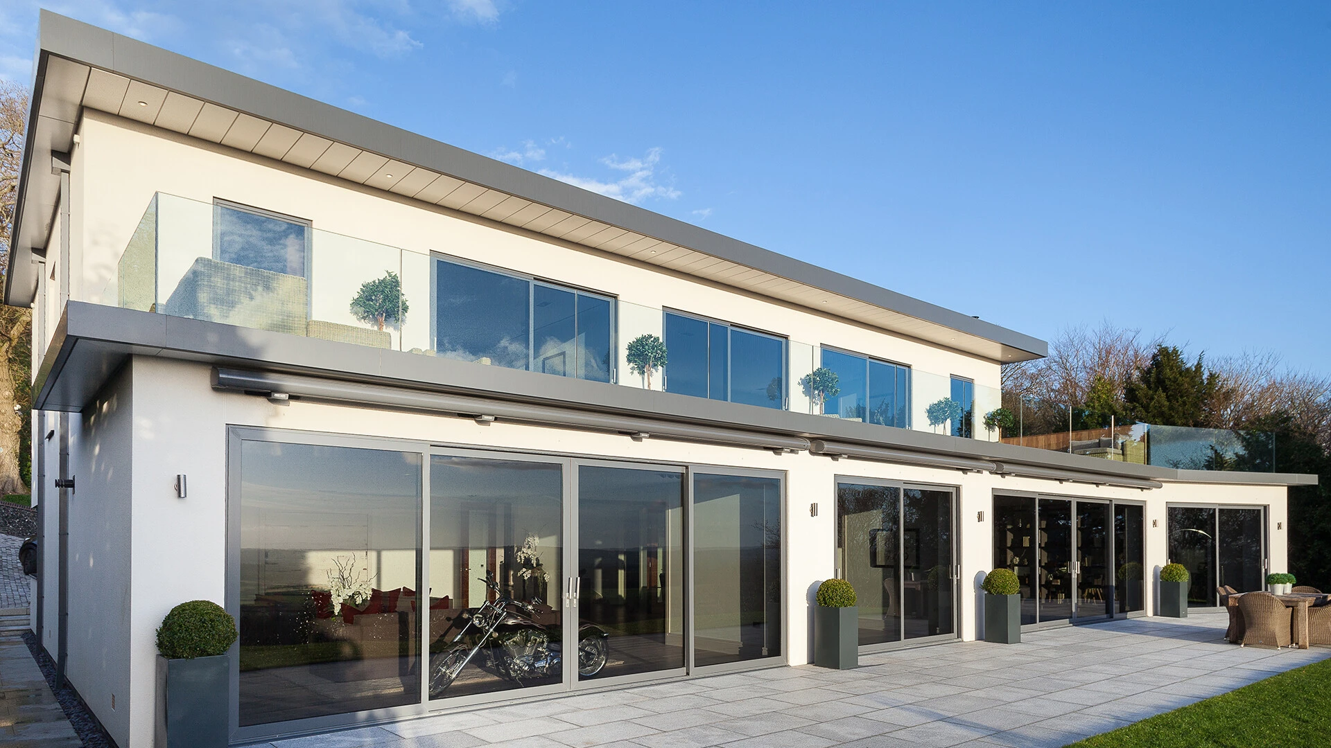 Chart Ridge – Contemporary New Build, Oxted