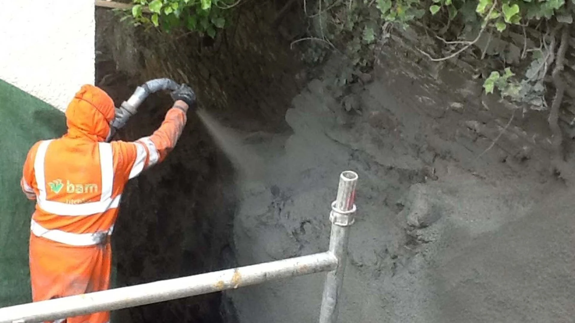 webercem spray DSF at Earth Embankment Dunoon