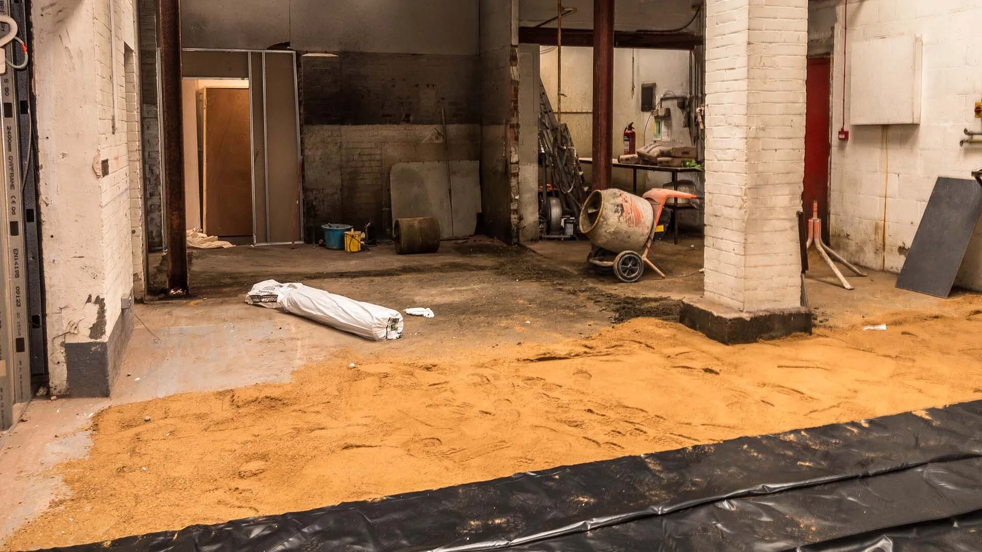 I4 Recruitment Agency – before weberfloor fibre 4310