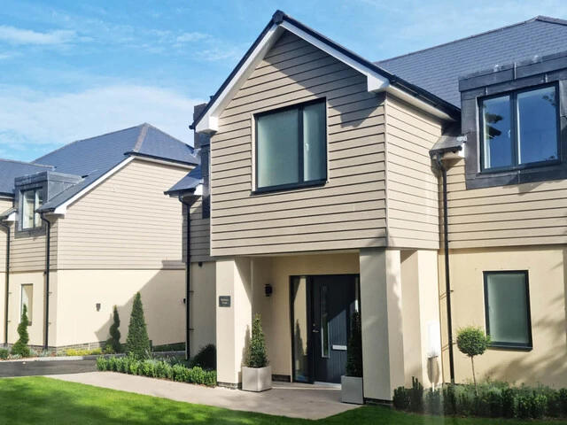 Foxley Place, Kennel Lane, Fetcham